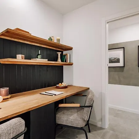 Olite - 2 Bedrooms In Eixample Esquerra Apartman *